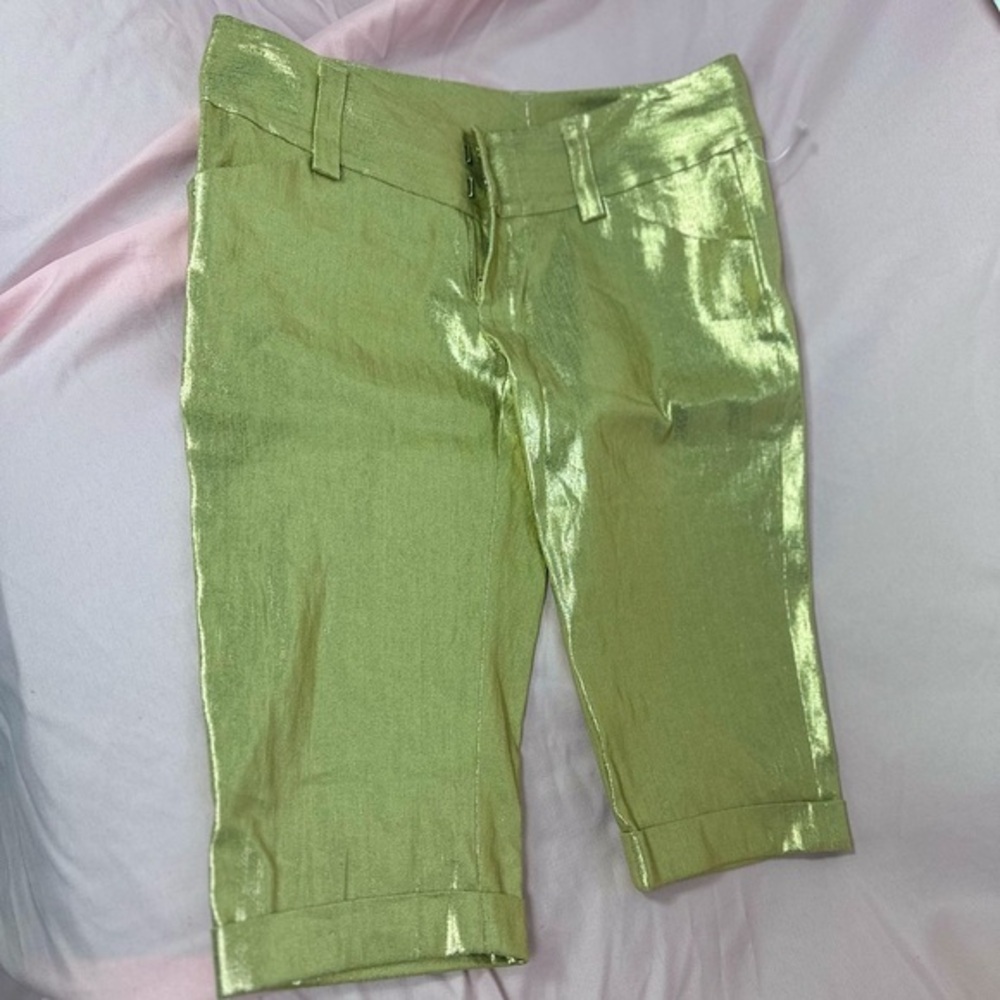 Alice + Olivia shimmery shiny metallic gold linen cotton Bermuda designer shorts